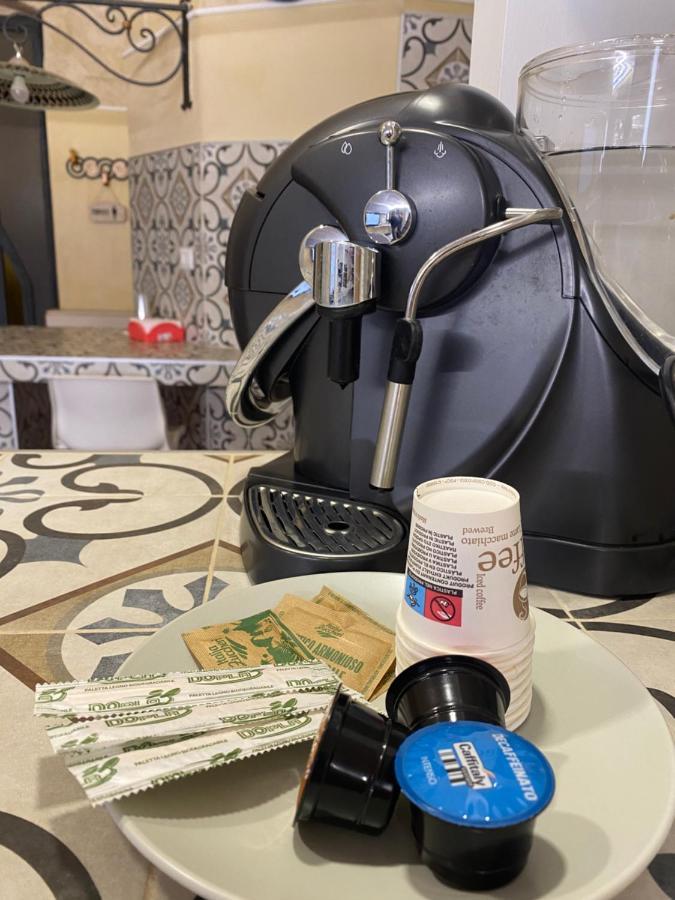 Dimora In Centro Bed & Breakfast Trani Bagian luar foto