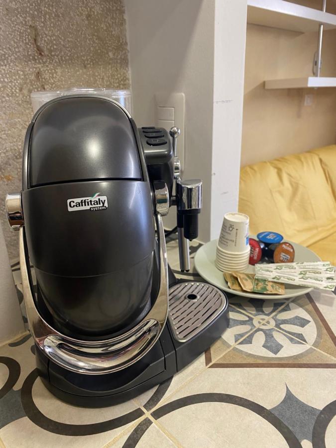 Dimora In Centro Bed & Breakfast Trani Bagian luar foto